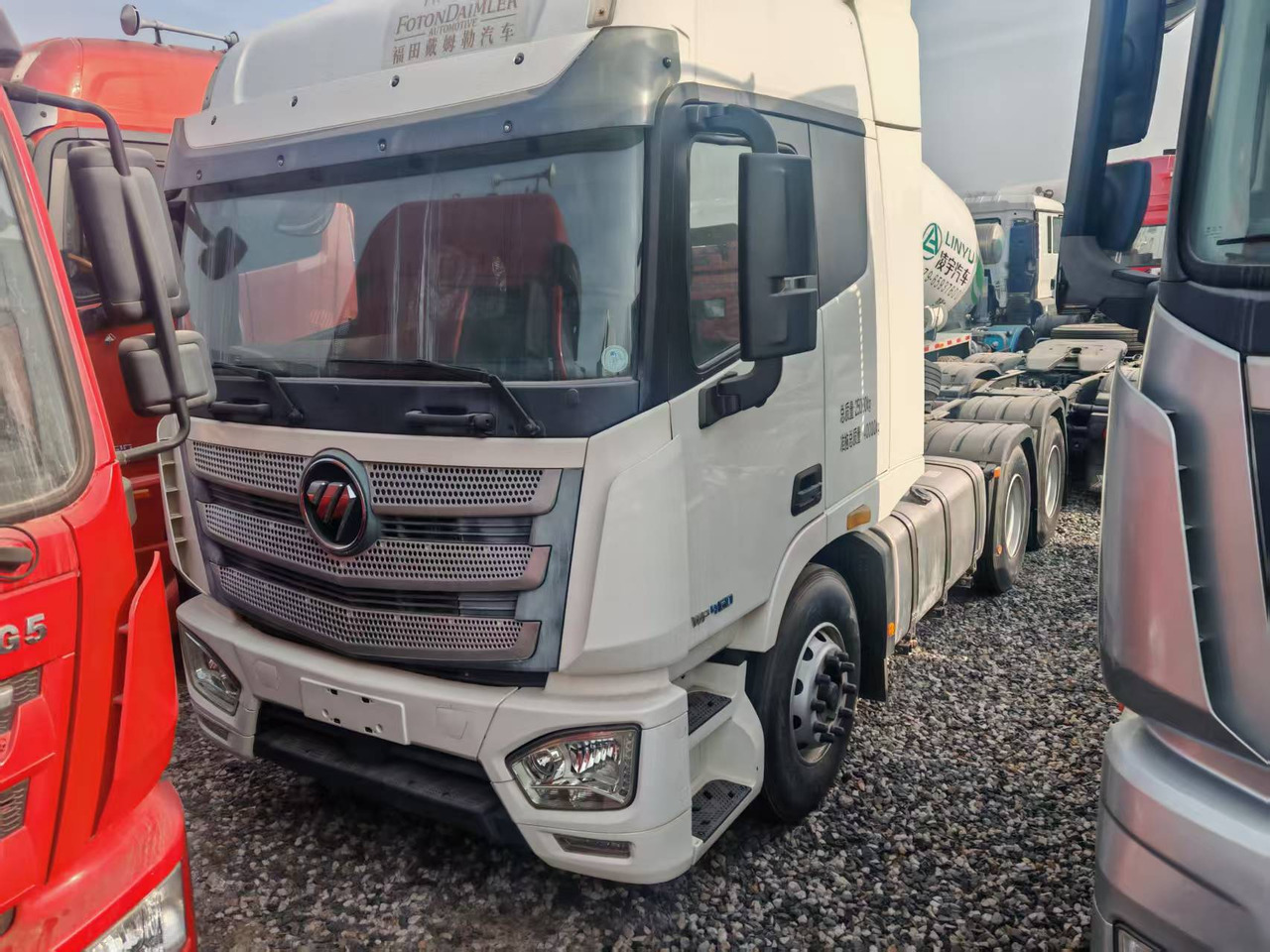 Auman 6×4 - Tipper semi-trailer: picture 1 Auman 6×4 - Tipper semi-trailer: picture 1