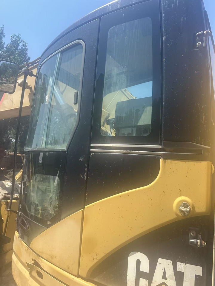 CATERPILLAR 314C - Cab for Excavator: picture 2 CATERPILLAR 314C - Cab for Excavator: picture 2