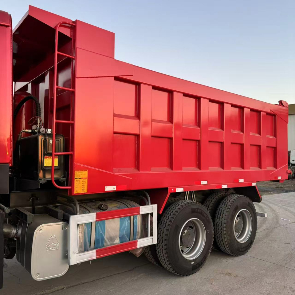 HOWO 371 6*4 - Tipper: picture 3 HOWO 371 6*4 - Tipper: picture 3