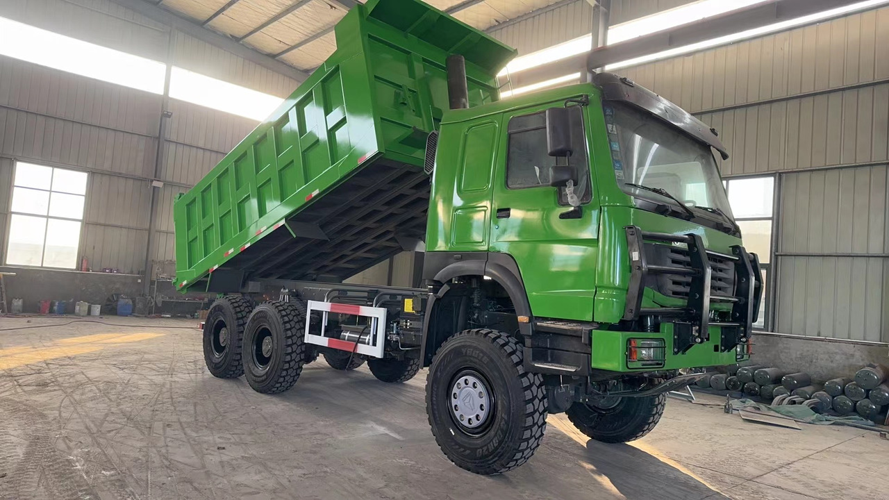 HOWO 6*6 dump truck - Tipper: picture 1 HOWO 6*6 dump truck - Tipper: picture 1