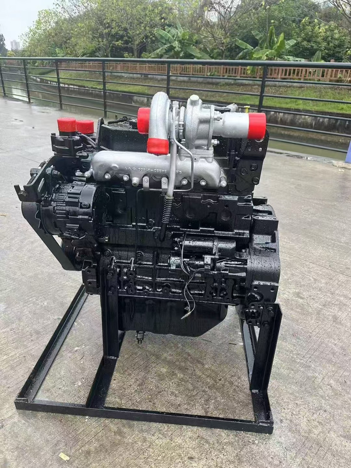 MITSUBISHI D04 - Engine for Excavator: picture 3 MITSUBISHI D04 - Engine for Excavator: picture 3