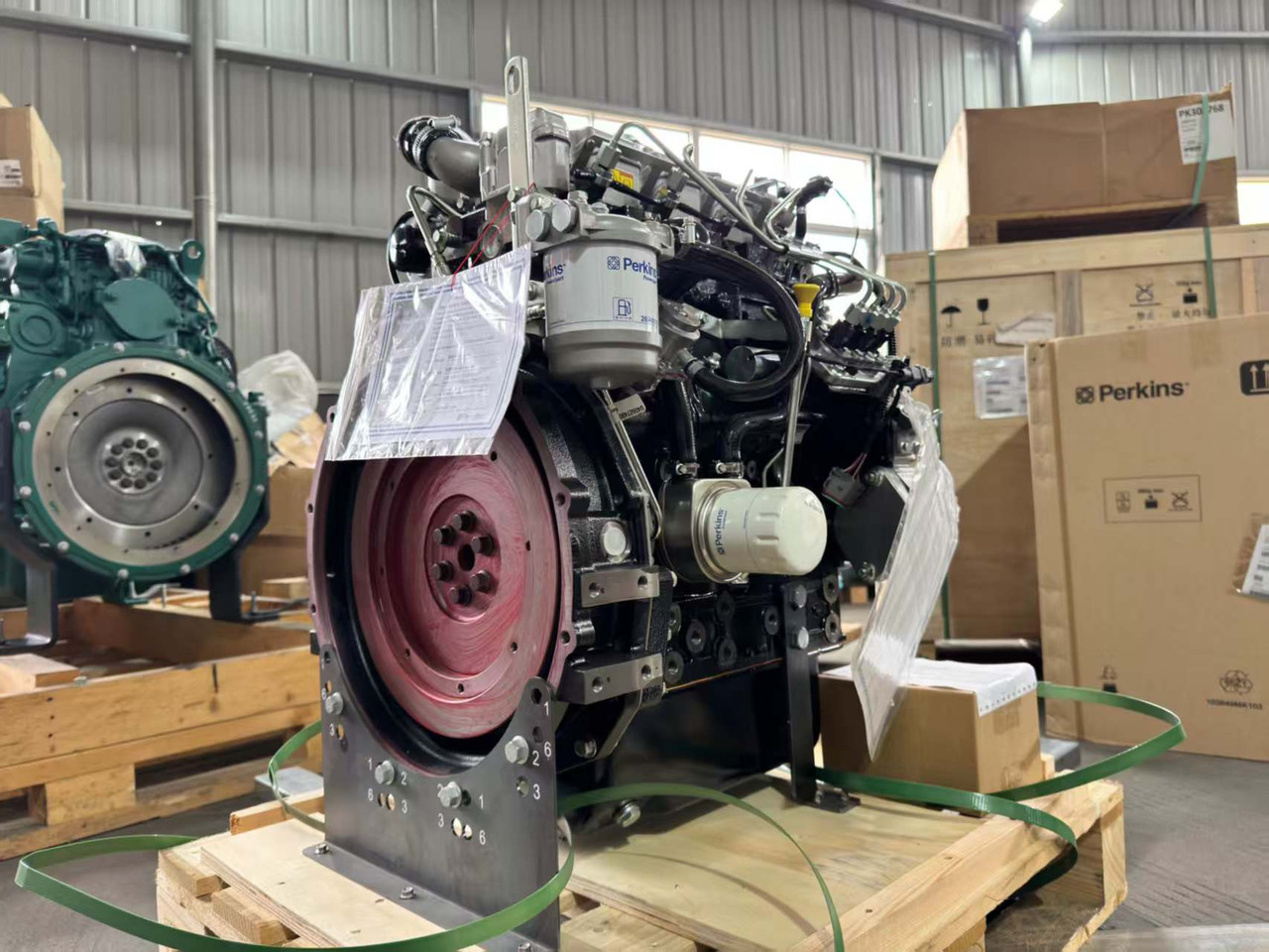 PERKINS 404D-22T - Engine for Excavator: picture 4 PERKINS 404D-22T - Engine for Excavator: picture 4