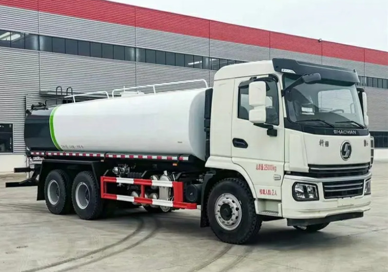 SHACMAN SHACMAN H3000 20 cubic meters tanker - Tanker truck: picture 1 SHACMAN SHACMAN H3000 20 cubic meters tanker - Tanker truck: picture 1