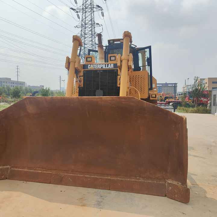 100% Original Paint Used Caterpillar D8R Bulldozer CAT D8R Crawler Dozer with Superior Performance and Power for Sale - Bulldozer: picture 5 100% Original Paint Used Caterpillar D8R Bulldozer CAT D8R Crawler Dozer with Superior Performance and Power for Sale - Bulldozer: picture 5