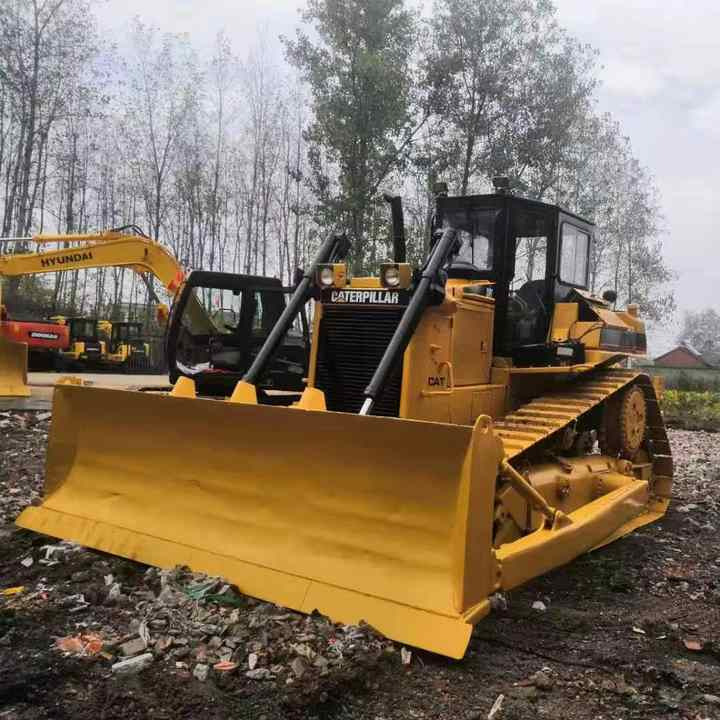 CAT High Quality Used Machinery , Original D6h Cat Bulldozer , Winch Attached Cat Bulldozer - Bulldozer: picture 1 CAT High Quality Used Machinery , Original D6h Cat Bulldozer , Winch Attached Cat Bulldozer - Bulldozer: picture 1