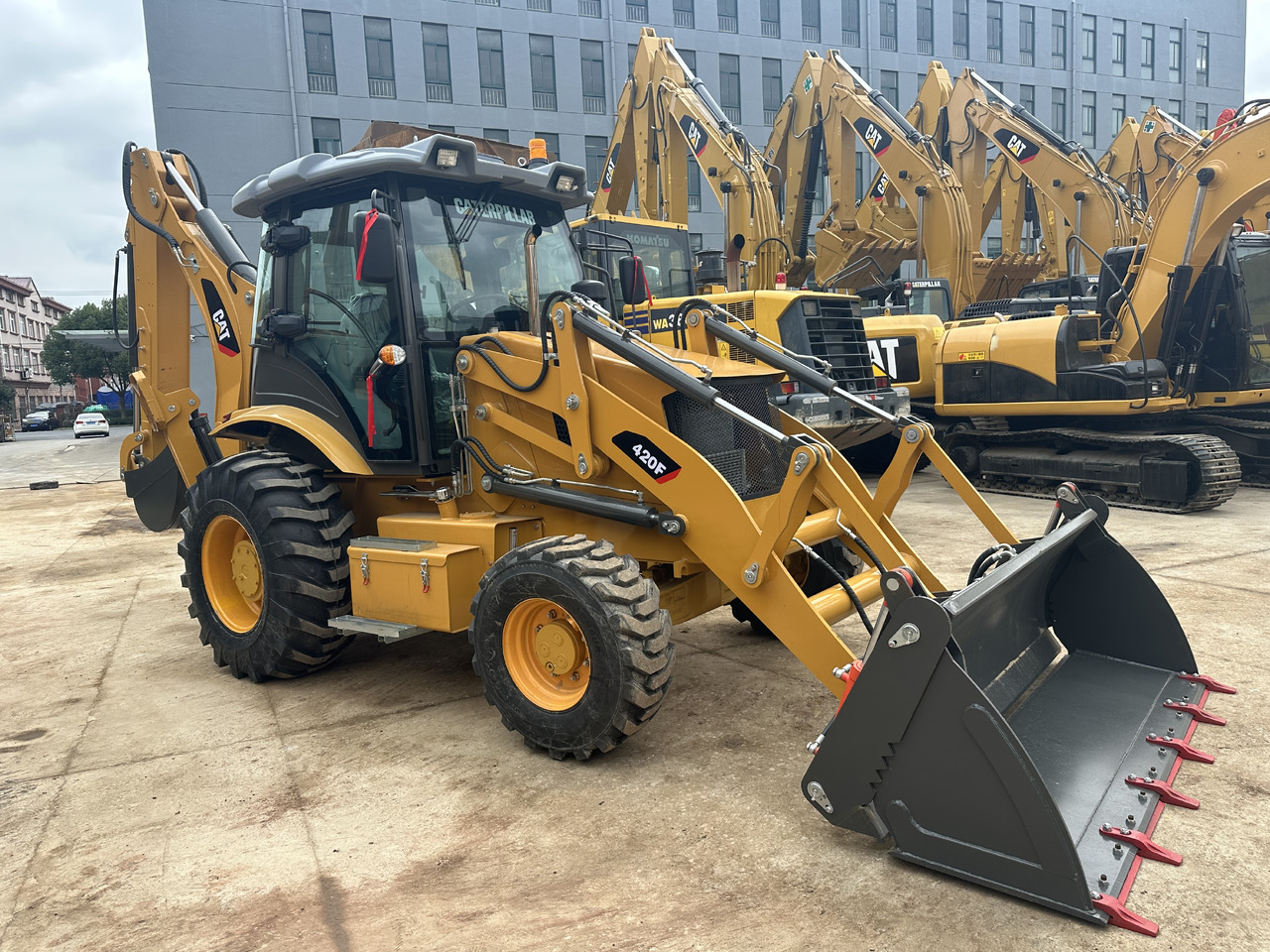 Used Backhoe High Quality CAT 420F - Backhoe loader: picture 5 Used Backhoe High Quality CAT 420F - Backhoe loader: picture 5