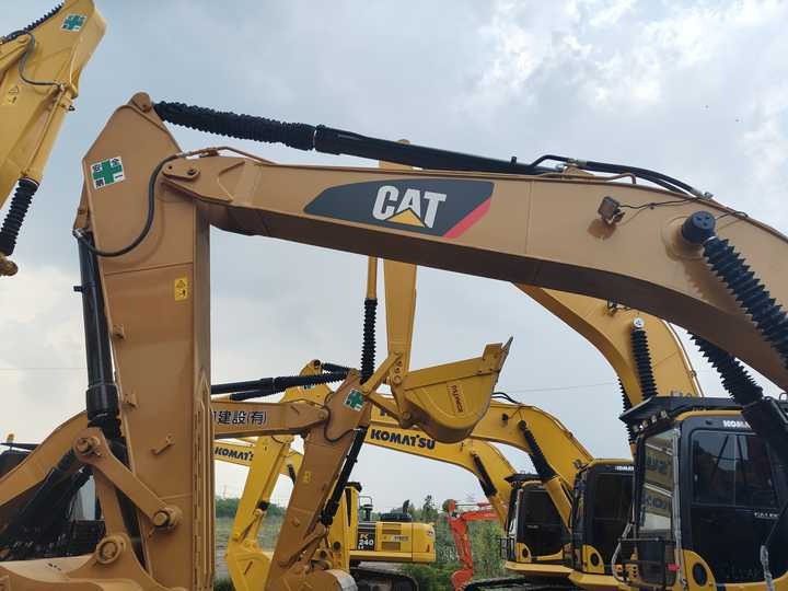 Used Digger CAT 329D2 Construction Machinery Construction Digger Used CAT 329D2 Cheap Excavator - Crawler excavator: picture 5 Used Digger CAT 329D2 Construction Machinery Construction Digger Used CAT 329D2 Cheap Excavator - Crawler excavator: picture 5