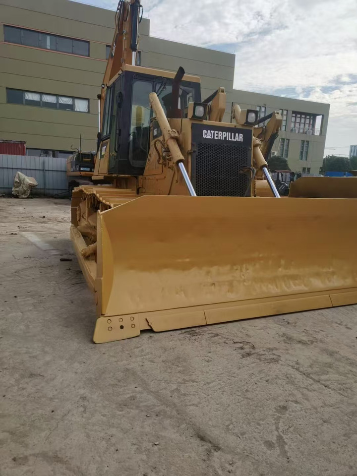 CATERPILLAR D6G2 - Bulldozer: picture 2 CATERPILLAR D6G2 - Bulldozer: picture 2