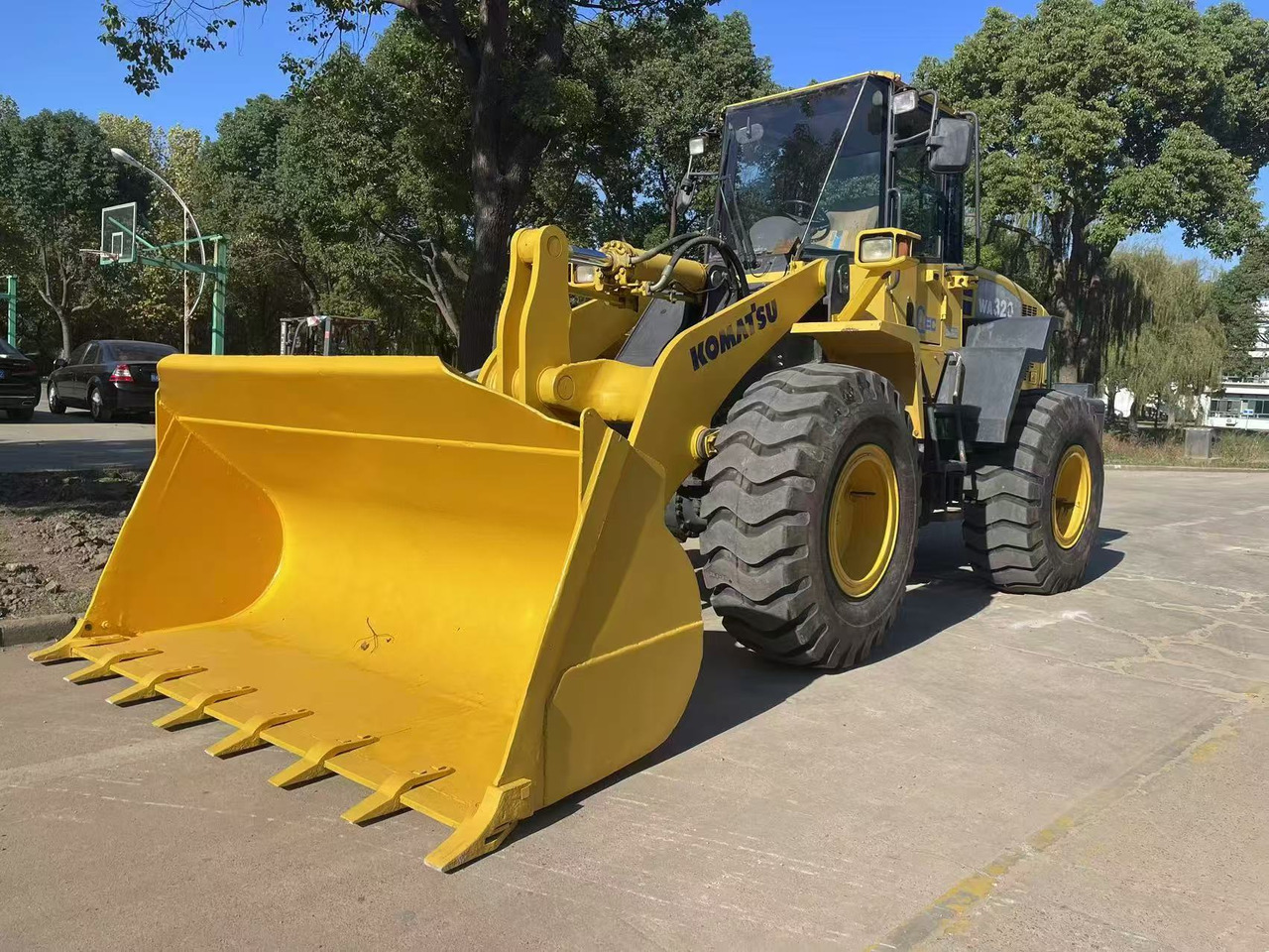 KOMATSU WA320-5 - Wheel loader: picture 3 KOMATSU WA320-5 - Wheel loader: picture 3