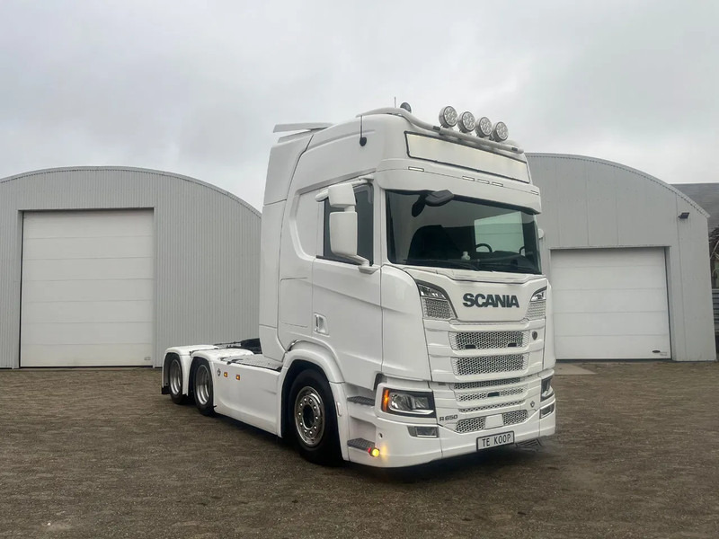 Scania R650 V8 NGS R650 6x4 - Tractor truck: picture 4 Scania R650 V8 NGS R650 6x4 - Tractor truck: picture 4