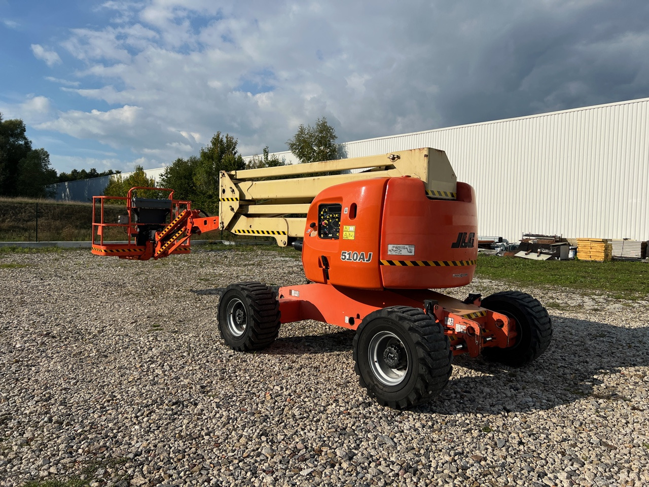 JLG 510AJ - Articulated boom: picture 1 JLG 510AJ - Articulated boom: picture 1
