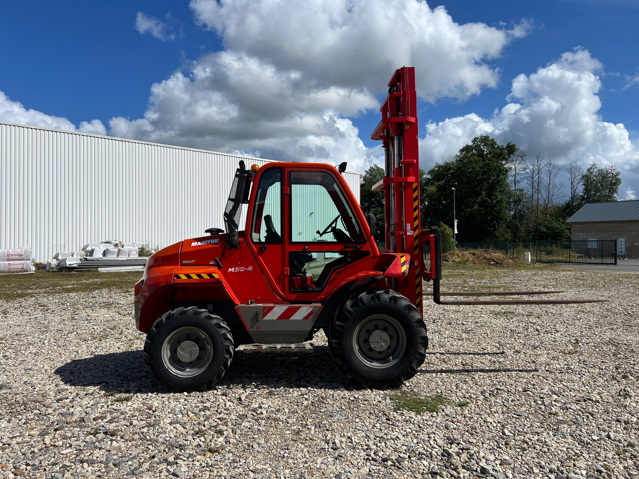 MANITOU M30-4 ST3B - Rough terrain forklift: picture 2 MANITOU M30-4 ST3B - Rough terrain forklift: picture 2