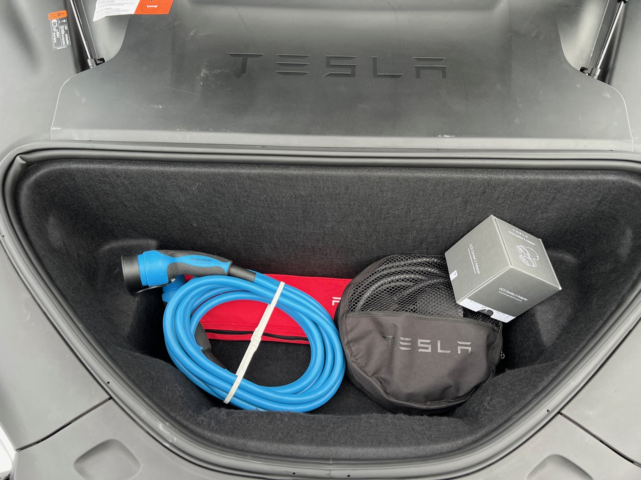 TESLA Model S 75D - Autopilot - Phase 2 - 92% SOH - Garantie - Sedan: picture 4 TESLA Model S 75D - Autopilot - Phase 2 - 92% SOH - Garantie - Sedan: picture 4