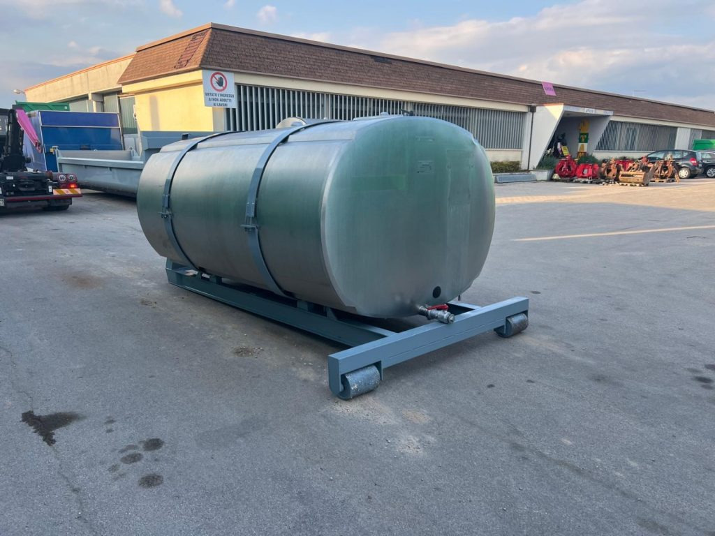 CISTERNA SCARRABILE USATA IN ACCIAIO INOX - Roll-off container: picture 3 CISTERNA SCARRABILE USATA IN ACCIAIO INOX - Roll-off container: picture 3