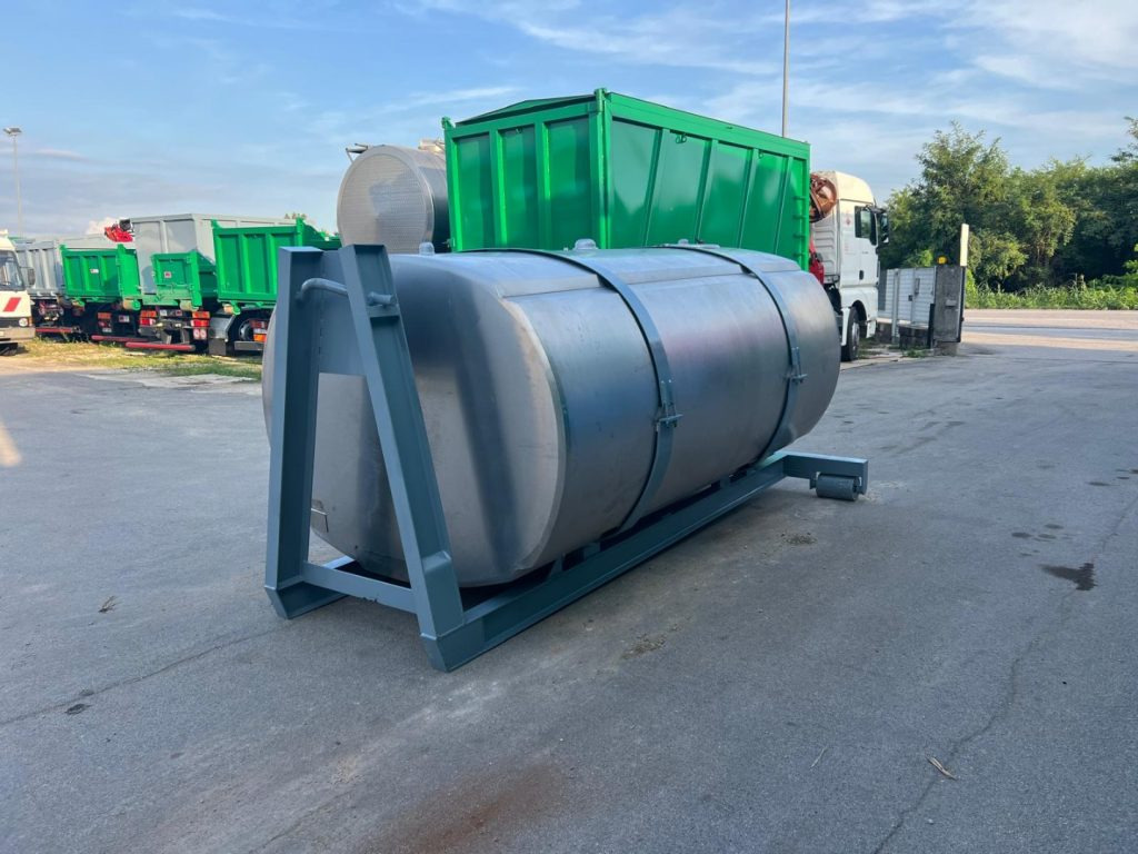 CISTERNA SCARRABILE USATA IN ACCIAIO INOX - Roll-off container: picture 1 CISTERNA SCARRABILE USATA IN ACCIAIO INOX - Roll-off container: picture 1