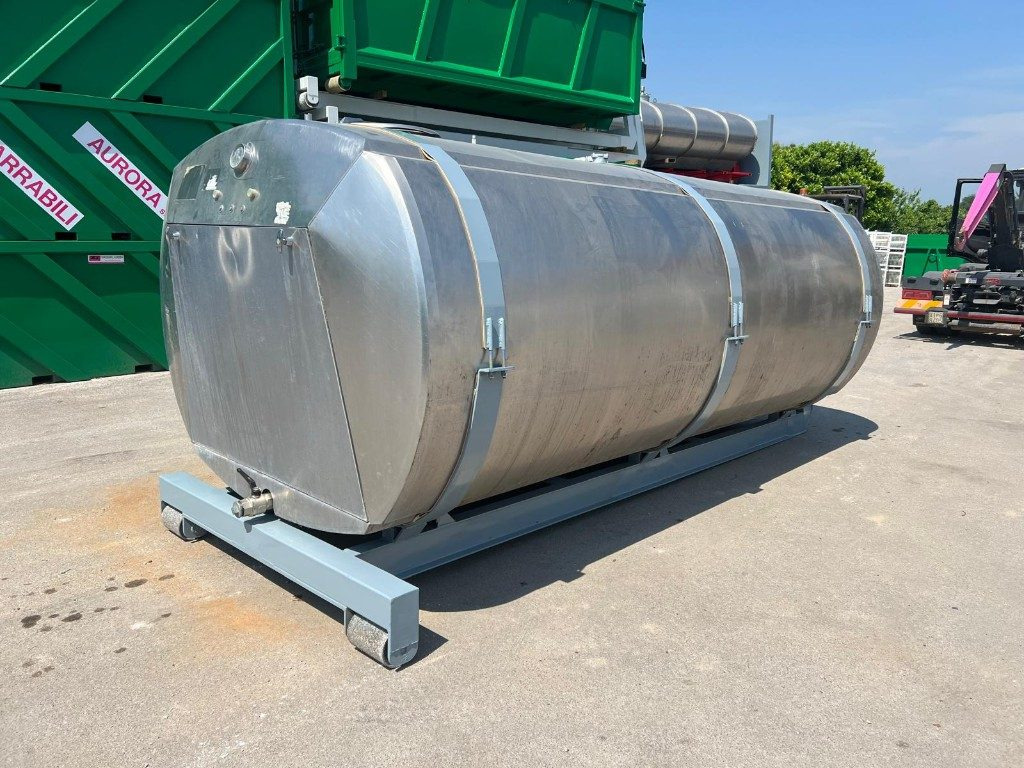 CISTERNA USATA SCARRABILE IN ACCIAIO - Roll-off container: picture 2 CISTERNA USATA SCARRABILE IN ACCIAIO - Roll-off container: picture 2