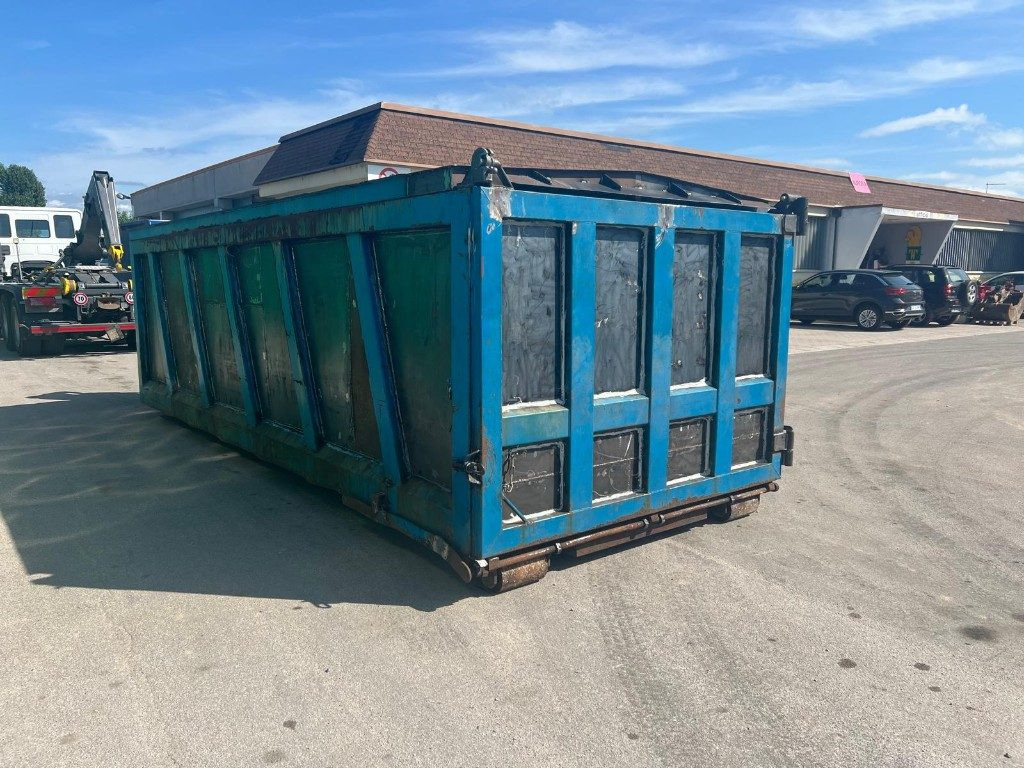 CONTAINER SCARRABILE USATO CON COPERCHIO - Roll-off container: picture 3 CONTAINER SCARRABILE USATO CON COPERCHIO - Roll-off container: picture 3