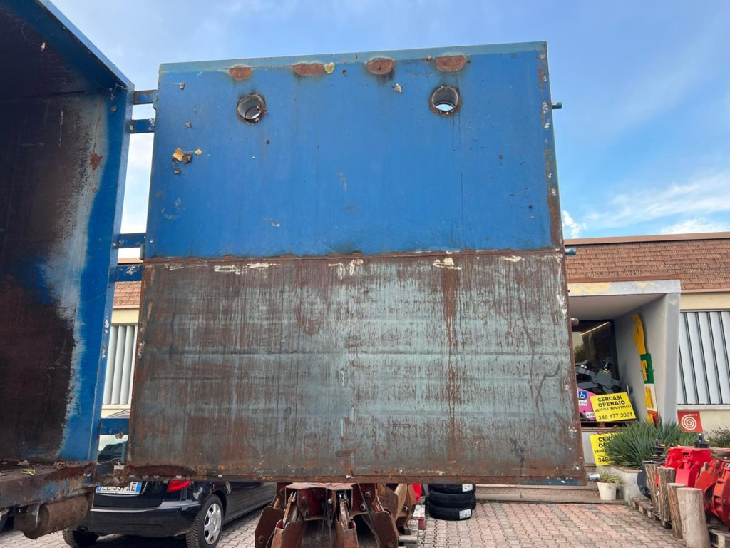 Roll-off container CONTAINER SCARRABILE USATO PER SEGATURA: picture 9