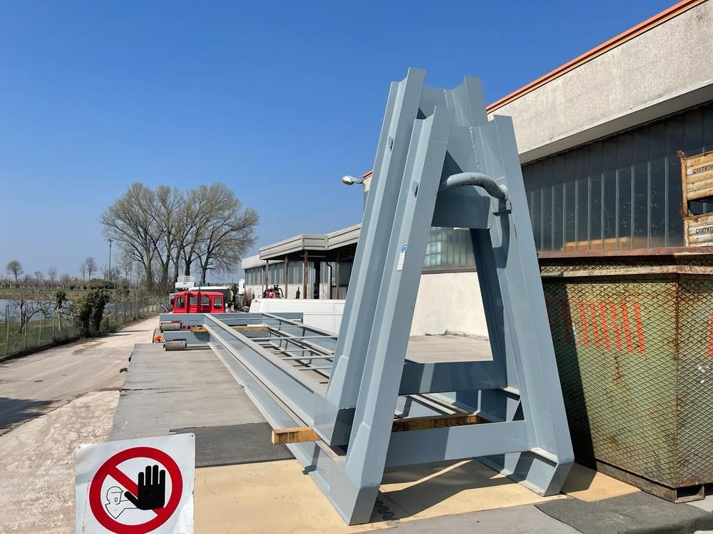 CULLA SCARRABILE NUOVA - Roll-off container: picture 2 CULLA SCARRABILE NUOVA - Roll-off container: picture 2