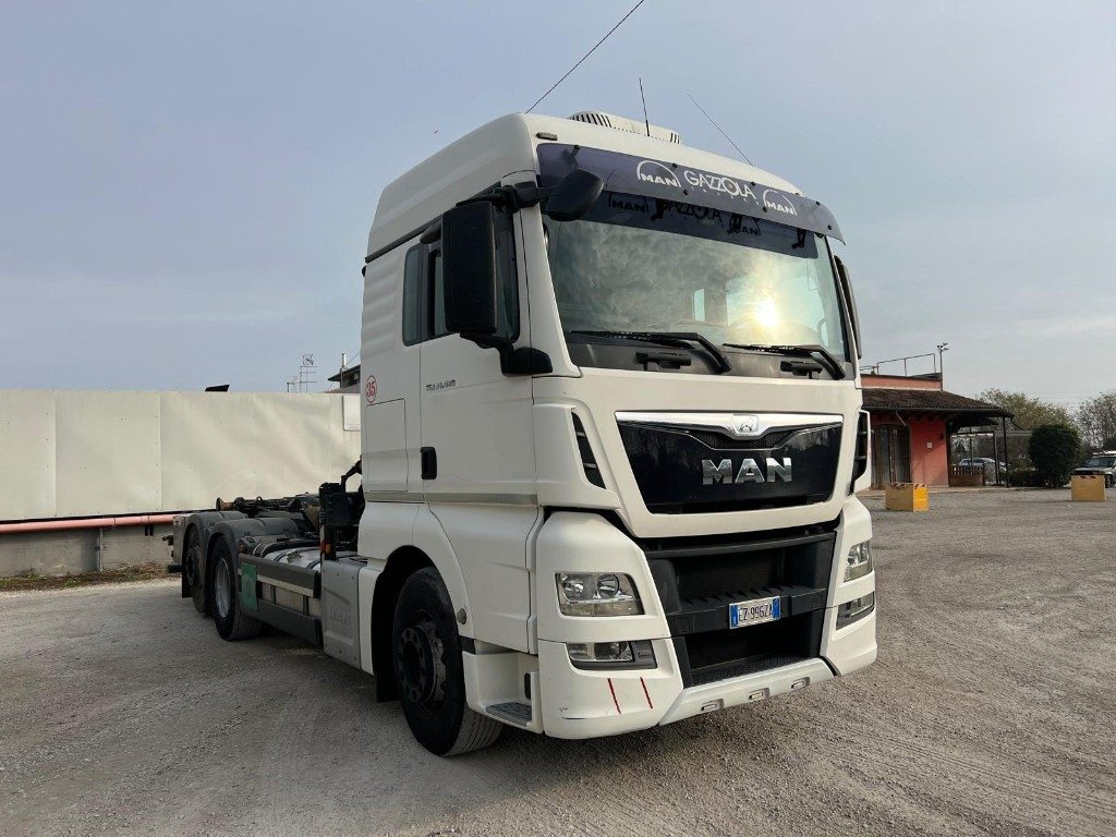 MAN TGX 26.480 SCARRABILE CON GRU DIETRO CABINA leasing MAN TGX 26.480 SCARRABILE CON GRU DIETRO CABINA: picture 7 MAN TGX 26.480 SCARRABILE CON GRU DIETRO CABINA leasing MAN TGX 26.480 SCARRABILE CON GRU DIETRO CABINA: picture 7