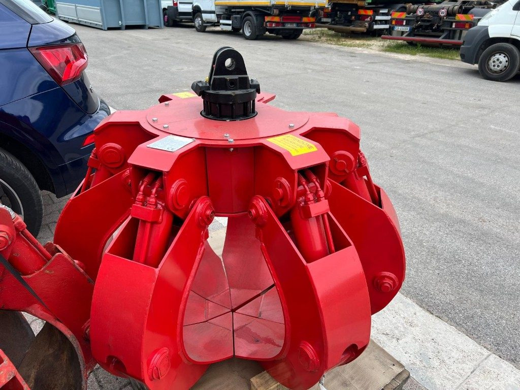 POLIPO NUOVO A 6 PALE CON ROTORE - Grapple: picture 1 POLIPO NUOVO A 6 PALE CON ROTORE - Grapple: picture 1