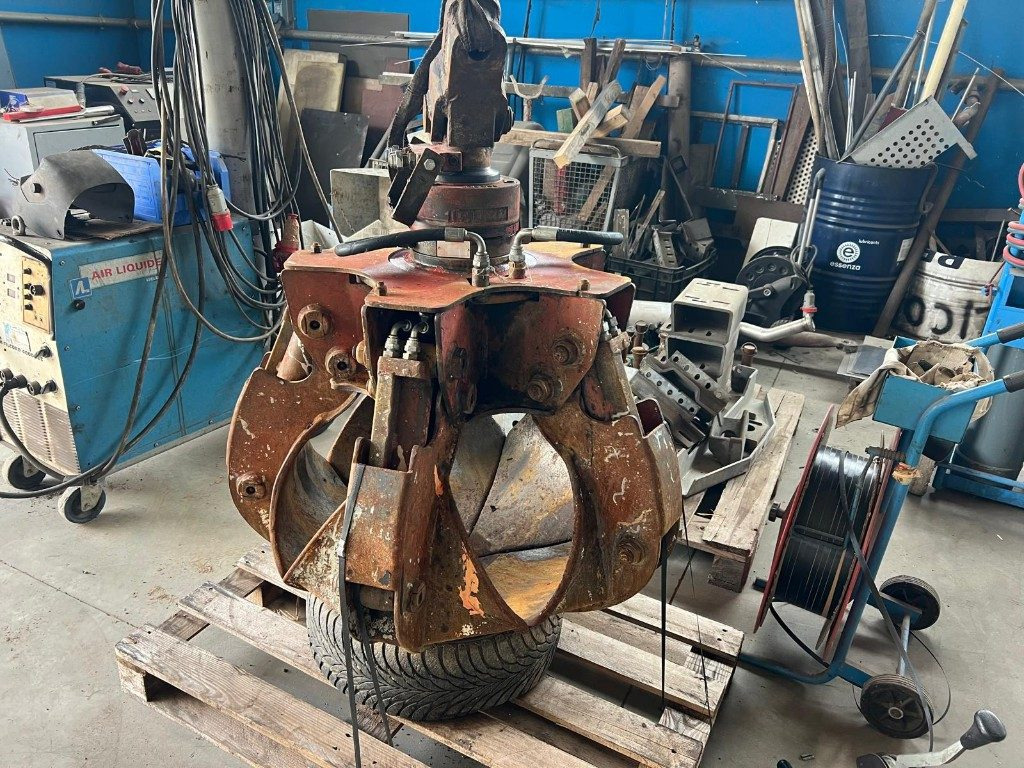 POLIPO USATO ROZZI A 5 PALE - Grapple: picture 4 POLIPO USATO ROZZI A 5 PALE - Grapple: picture 4