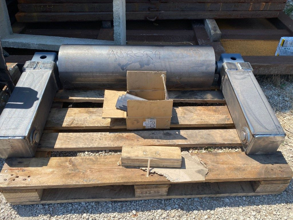 RULLO NUOVO PER SCARRABILE - Body and exterior for Truck: picture 1 RULLO NUOVO PER SCARRABILE - Body and exterior for Truck: picture 1