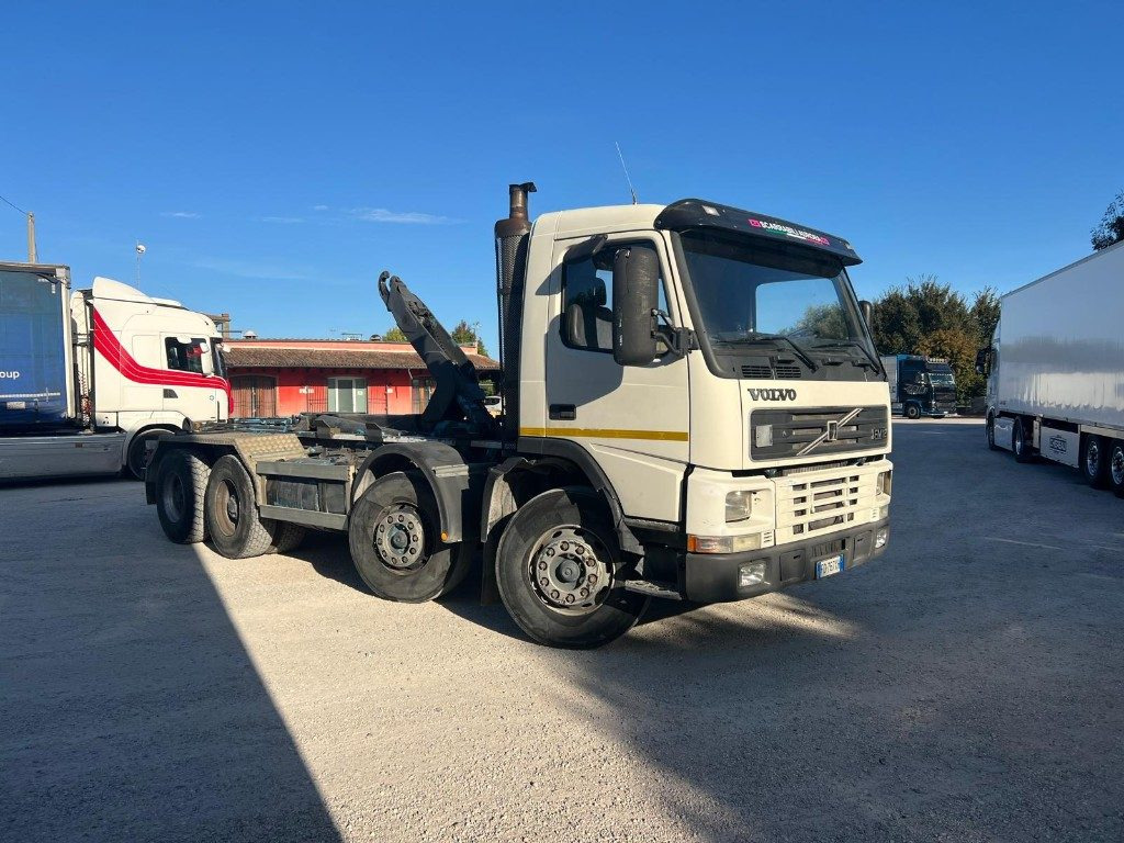 VOLVO FM12 SCARRABILE - Hook lift truck: picture 5 VOLVO FM12 SCARRABILE - Hook lift truck: picture 5