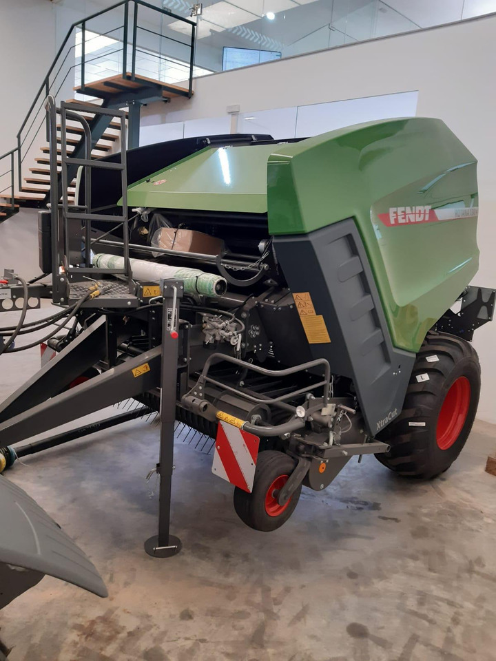 Fendt Rotana 130 F - Tedding equipment: picture 4 Fendt Rotana 130 F - Tedding equipment: picture 4