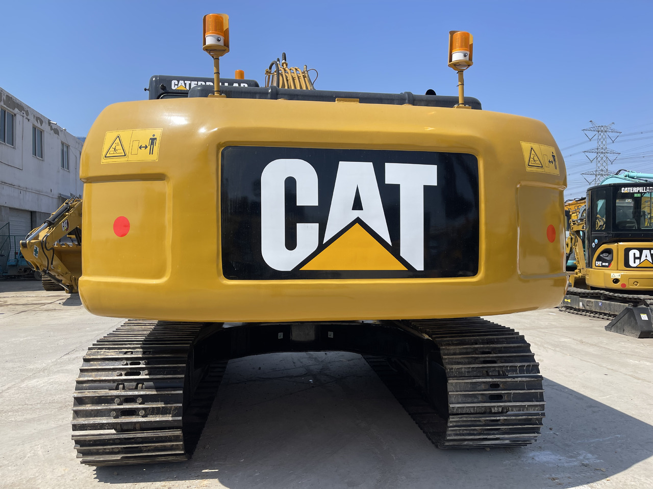 CATERPILLAR 320D2 - Crawler excavator: picture 4 CATERPILLAR 320D2 - Crawler excavator: picture 4