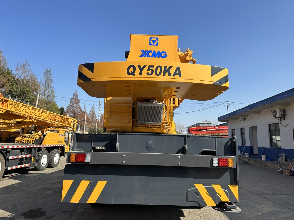 XCMG QY50KA QY70KA XCT50 QY50KC QY55KA QY25K5A XCT25L5 25TON 50TON 55TON 70TON 80TON 90TON 100TON 130TON 150TON - Mobile crane: picture 4 XCMG QY50KA QY70KA XCT50 QY50KC QY55KA QY25K5A XCT25L5 25TON 50TON 55TON 70TON 80TON 90TON 100TON 130TON 150TON - Mobile crane: picture 4
