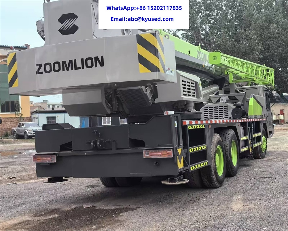 ZOOMLION ZTC300V 30ton - Mobile crane: picture 3 ZOOMLION ZTC300V 30ton - Mobile crane: picture 3