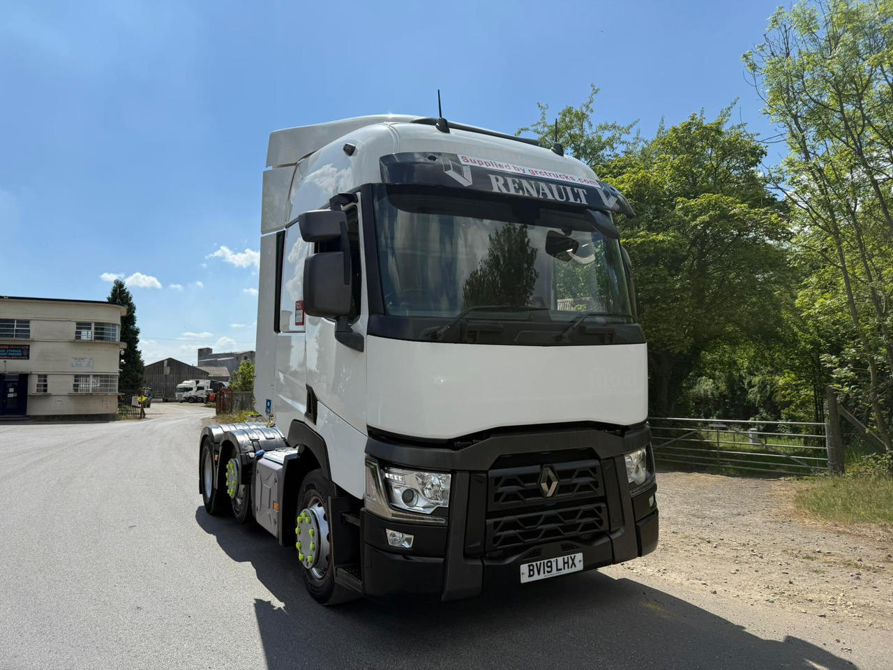 Renault T Range 460 DXI RHD leasing Renault T Range 460 DXI RHD: picture 8