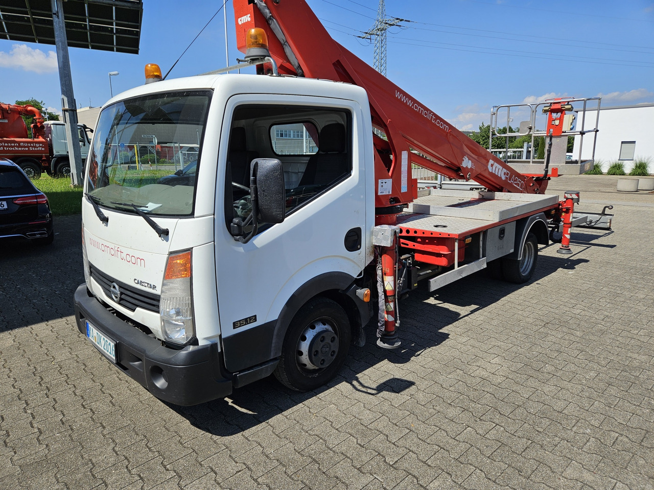 Nissan Cabstar CMC PLA 250 - 25m TOP nur 420 Stunden! - Truck with aerial platform: picture 2 Nissan Cabstar CMC PLA 250 - 25m TOP nur 420 Stunden! - Truck with aerial platform: picture 2