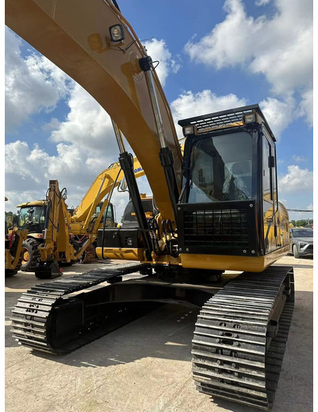 Caterpillar 320D2 - Crawler excavator: picture 2 Caterpillar 320D2 - Crawler excavator: picture 2