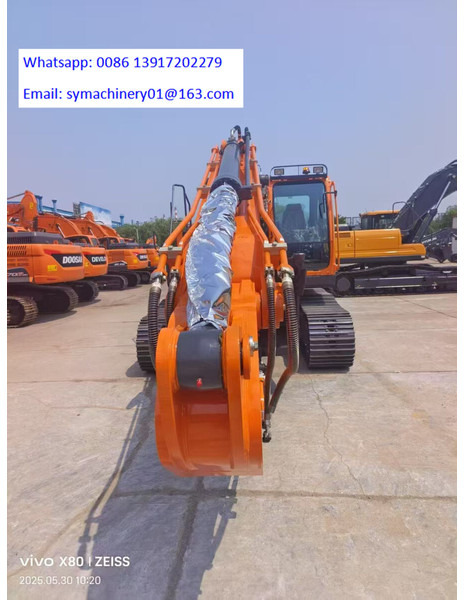 Doosan DX220 - Crawler excavator: picture 5 Doosan DX220 - Crawler excavator: picture 5