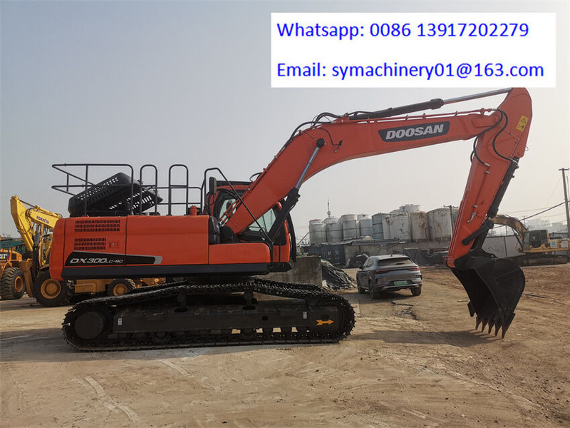 Crawler excavator Doosan DX300LC-9C: picture 15 Crawler excavator Doosan DX300LC-9C: picture 15