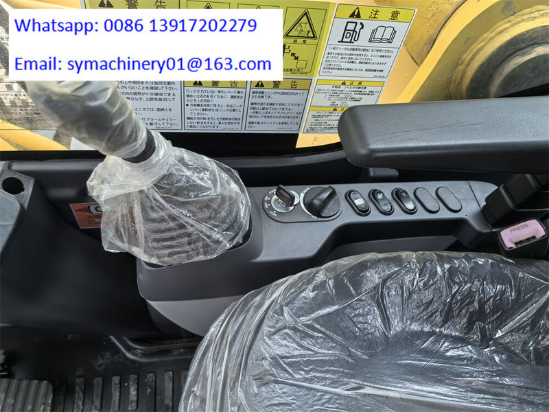 Crawler excavator Komatsu PC450-8: picture 10