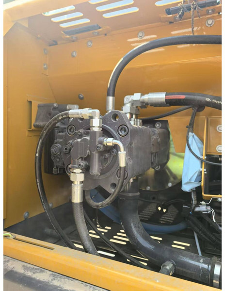 XCMG XE215C - Crawler excavator: picture 5 XCMG XE215C - Crawler excavator: picture 5