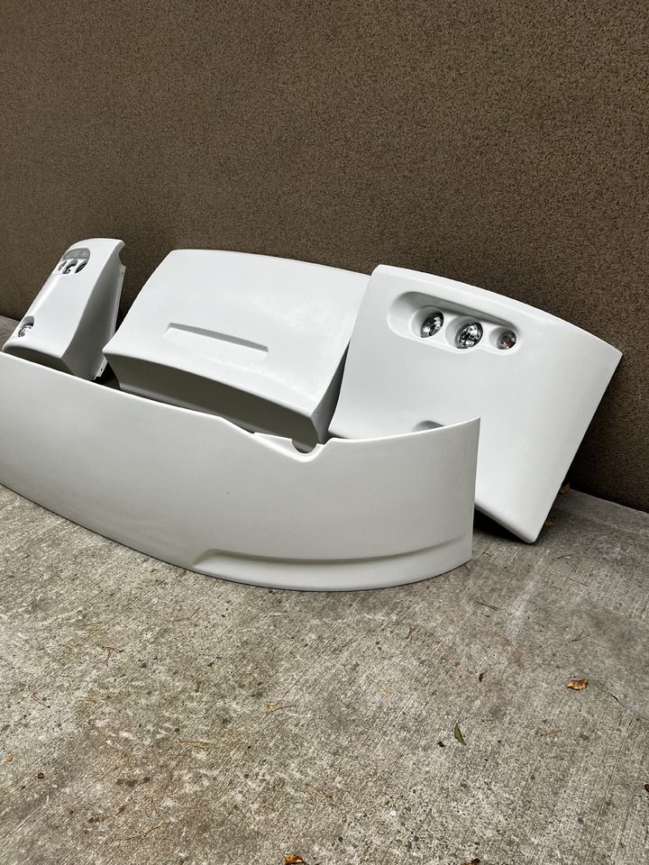 Bova FUTURA CLASSIC - Body and exterior for Coach: picture 1 Bova FUTURA CLASSIC - Body and exterior for Coach: picture 1