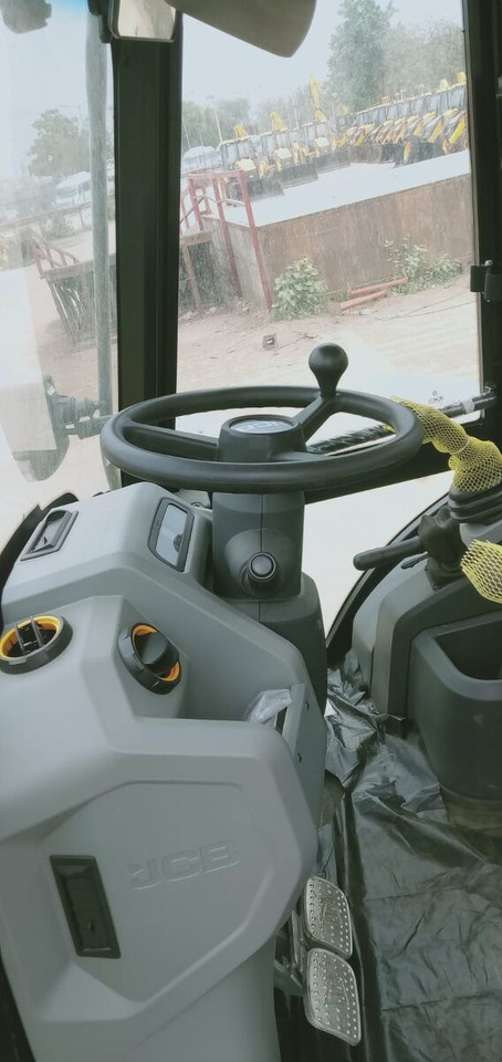 New JCB 3CX backhoe loader leasing New JCB 3CX backhoe loader: picture 7