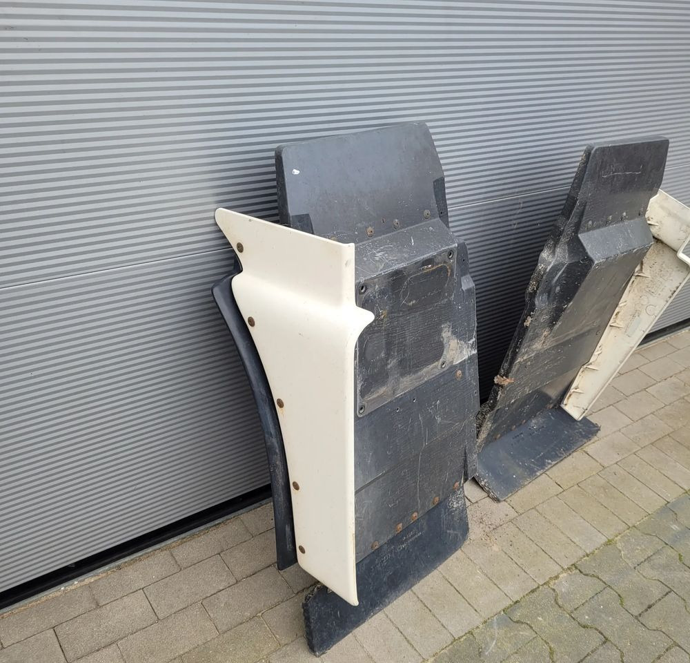 BŁOTNIK CHLPACZE MAN TGX SZEROKA KABINA CHWALIM116 - Fender for Truck: picture 2 BŁOTNIK CHLPACZE MAN TGX SZEROKA KABINA CHWALIM116 - Fender for Truck: picture 2