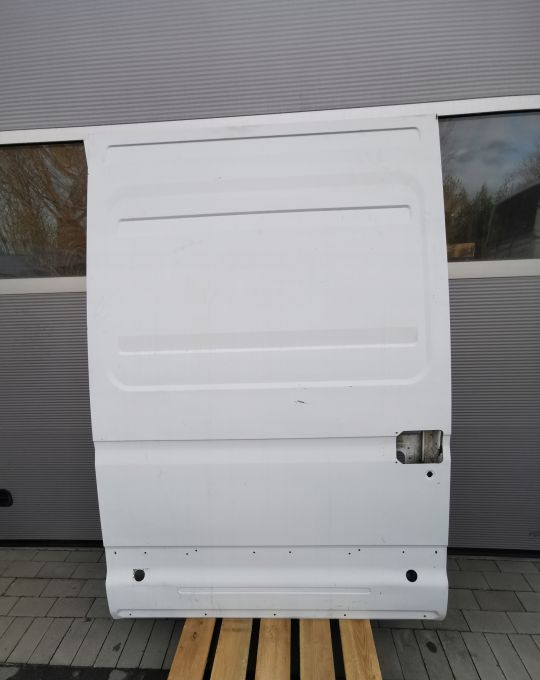 DRZWI PRZESUWNE IVECO DAILY PRAWE - Door and parts for Truck: picture 1 DRZWI PRZESUWNE IVECO DAILY PRAWE - Door and parts for Truck: picture 1