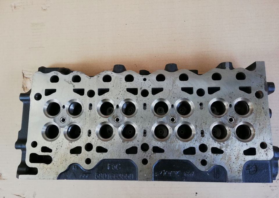 GŁOWICA IVECO EUROCARGO TEKTOR 4c. nowa 5801663550 - Cylinder head for Truck: picture 2 GŁOWICA IVECO EUROCARGO TEKTOR 4c. nowa 5801663550 - Cylinder head for Truck: picture 2