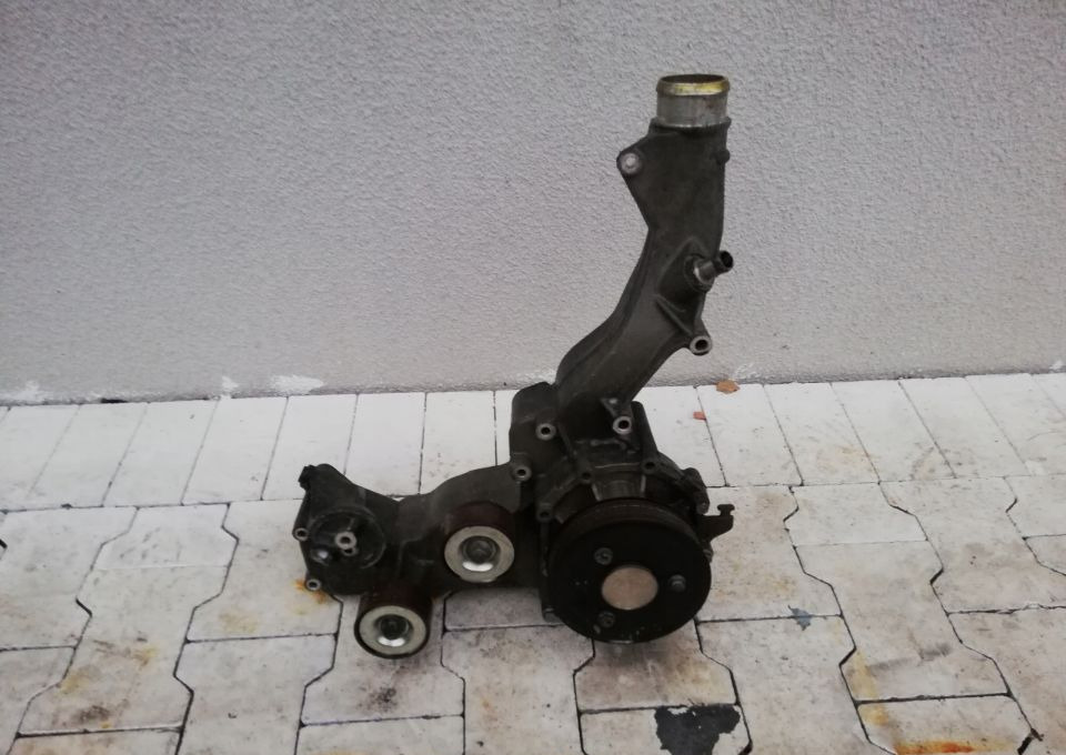 MAN TGX TGS TGA Obudowa Pompy Wody 51.06330-3033 - Coolant pump for Truck: picture 1 MAN TGX TGS TGA Obudowa Pompy Wody 51.06330-3033 - Coolant pump for Truck: picture 1