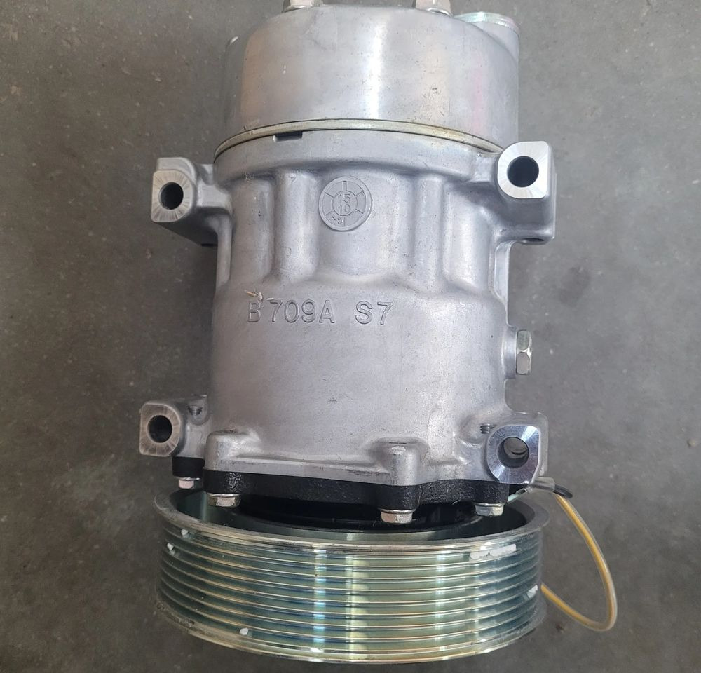 POMPA KLIMATYZACJI RENAULT RANGE T GAMA ORYGINAŁ NOWA CHWALIM116 7482492298 - A/C part for Truck: picture 2 POMPA KLIMATYZACJI RENAULT RANGE T GAMA ORYGINAŁ NOWA CHWALIM116 7482492298 - A/C part for Truck: picture 2