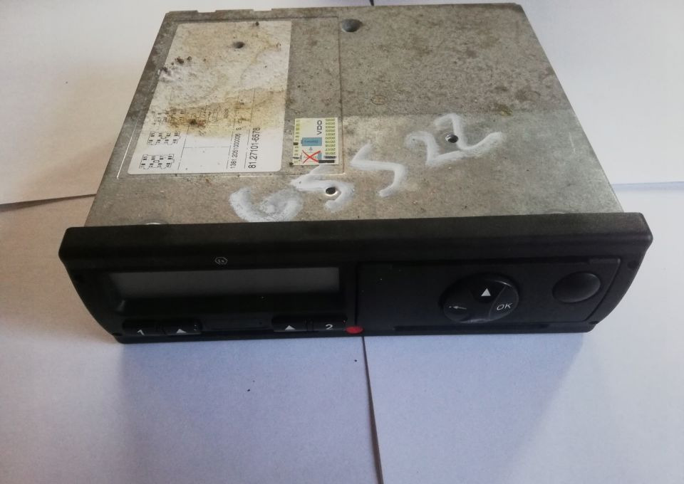 TACHOGRAF MAN TGX TGS 81.27101-6578 - Tachograph for Truck: picture 1 TACHOGRAF MAN TGX TGS 81.27101-6578 - Tachograph for Truck: picture 1