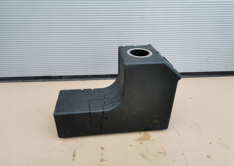 ZBIORNIK AD BLUE IVECO EUROCARGO 504166556 - AdBlue tank for Truck: picture 2 ZBIORNIK AD BLUE IVECO EUROCARGO 504166556 - AdBlue tank for Truck: picture 2