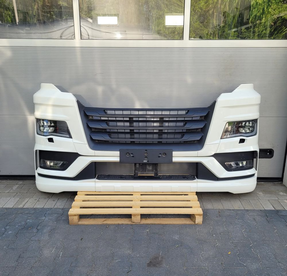 ZDERZAK MAN TGX NM.TG3 FULL LED ORYGINAŁ CHWALIM116 RAL 9010 - Bumper for Truck: picture 1 ZDERZAK MAN TGX NM.TG3 FULL LED ORYGINAŁ CHWALIM116 RAL 9010 - Bumper for Truck: picture 1