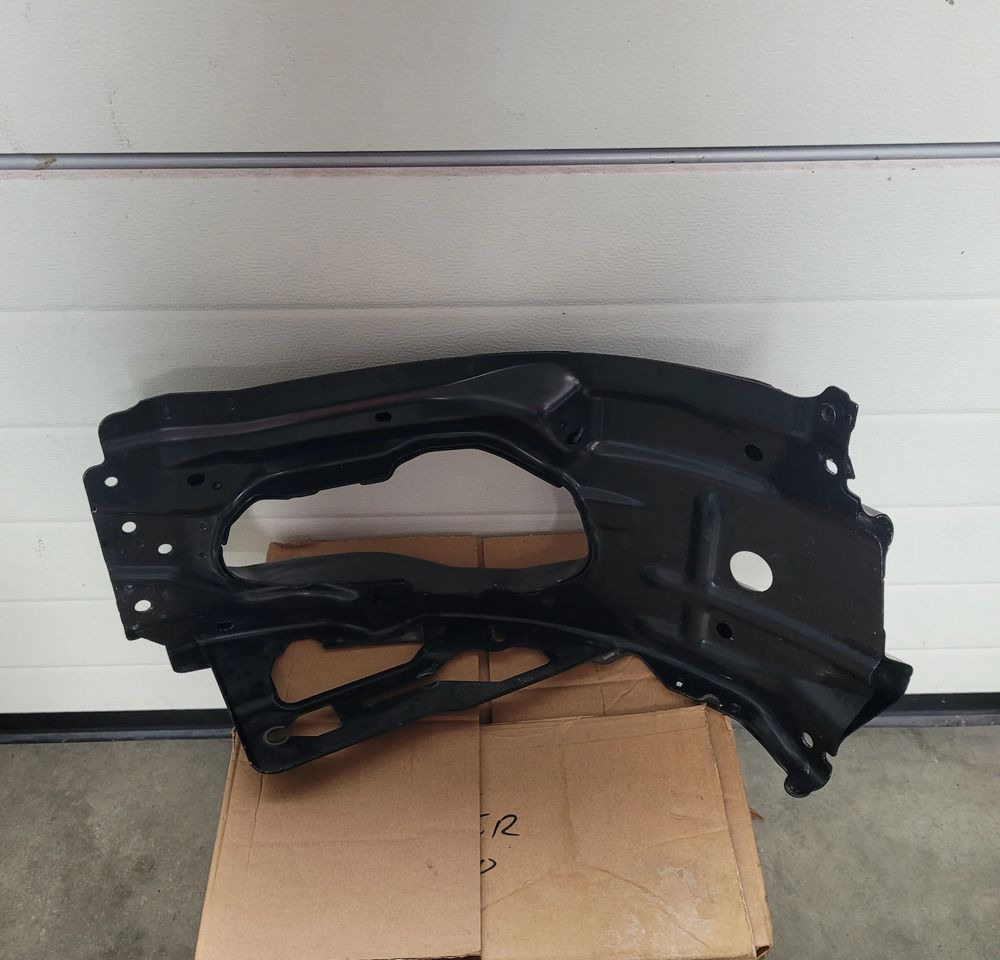 ZDERZAK WZMOCNIENIE NAROZNIK DAF XG NM.ORYGINAŁ CHWALIM116 - Bumper corner for Truck: picture 2 ZDERZAK WZMOCNIENIE NAROZNIK DAF XG NM.ORYGINAŁ CHWALIM116 - Bumper corner for Truck: picture 2